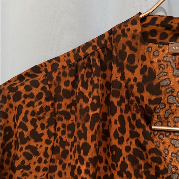 Vince Camuto Brown and Black Leopard V-Neck Blouse - Picture 9 of 9